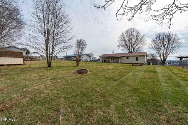 605 Old Snapps Ferry Road, Chuckey, TN 37641