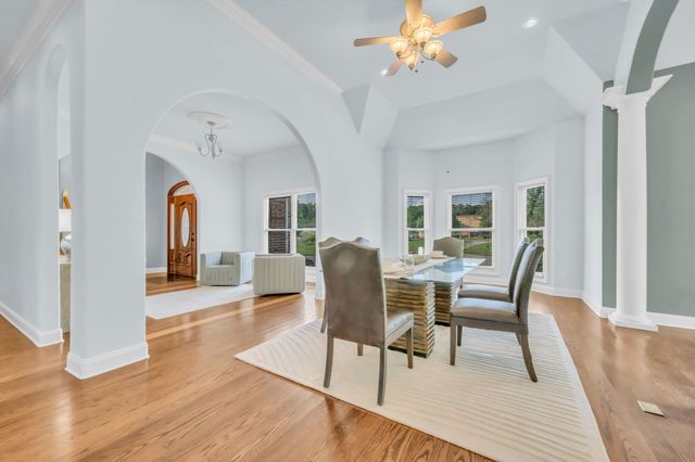202 North Clydeton Road, Waverly, TN 37185
