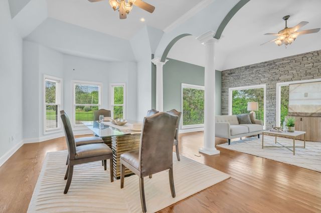 202 North Clydeton Road, Waverly, TN 37185