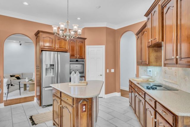 202 North Clydeton Road, Waverly, TN 37185