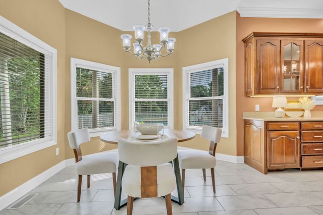 202 North Clydeton Road, Waverly, TN 37185