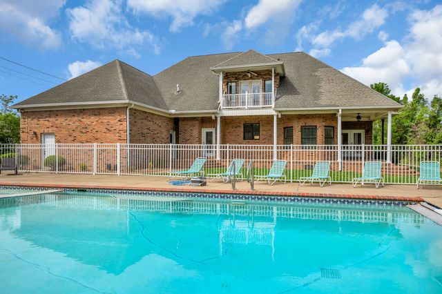 202 North Clydeton Road, Waverly, TN 37185