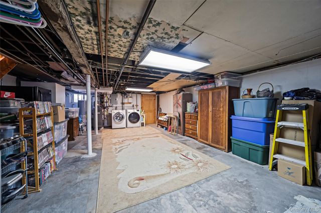 10710 111th Street, Richmond Hill, NY 11419