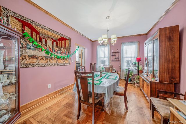 10710 111th Street, Richmond Hill, NY 11419