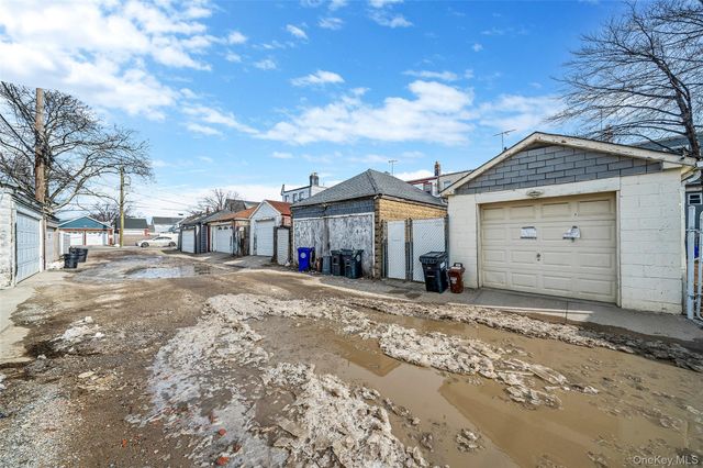 10710 111th Street, Richmond Hill, NY 11419