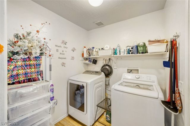 6675 Caporetto Lane 104, North Las Vegas, NV 89084