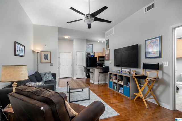 401 20th St S Apt 113, Birmingham, AL 35233