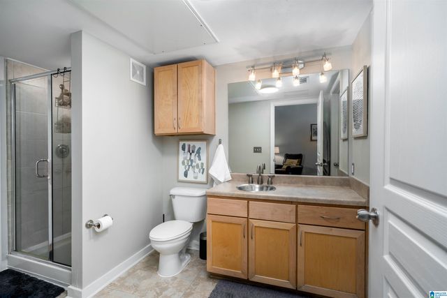 401 20th St S Apt 113, Birmingham, AL 35233