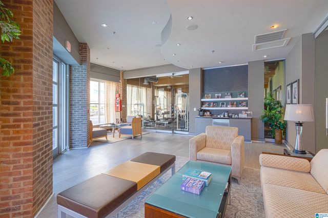 401 20th St S Apt 113, Birmingham, AL 35233