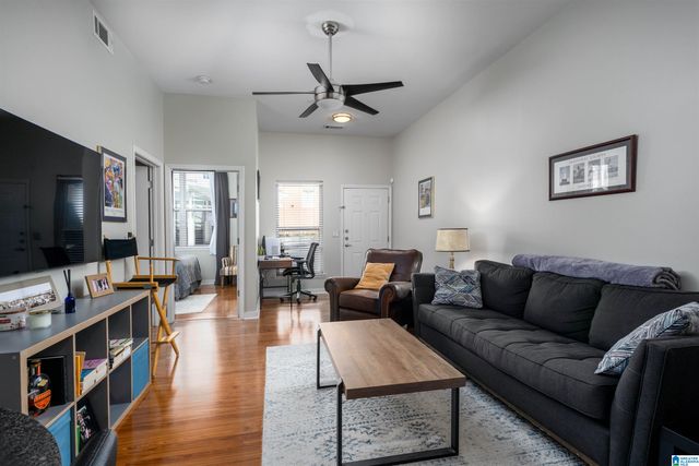 401 20th St S Apt 113, Birmingham, AL 35233