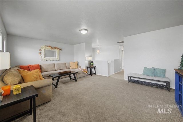 681 W Archerfield St, Meridian, ID 83646