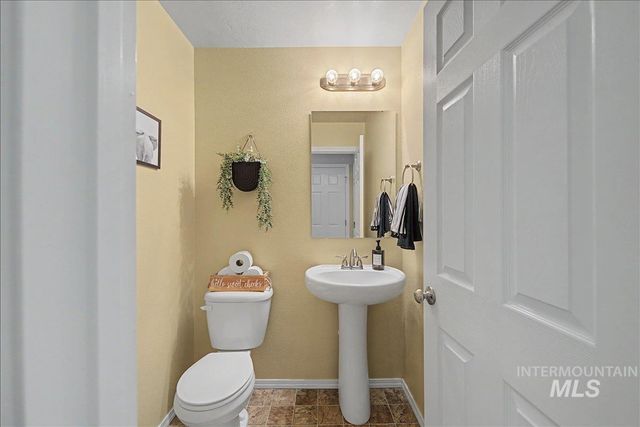 681 W Archerfield St, Meridian, ID 83646