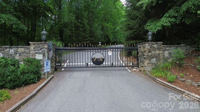 32 Great Aspen Way, Black Mountain, NC 28711