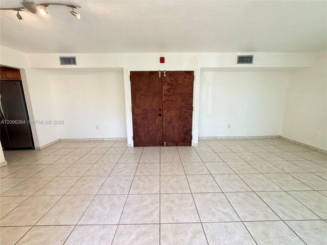 11750 SW 18th Street 208-1, Miami, FL 33175