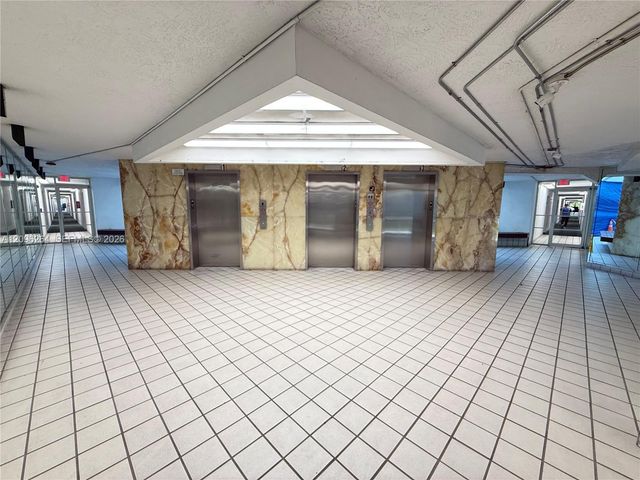 11750 SW 18th Street 208-1, Miami, FL 33175