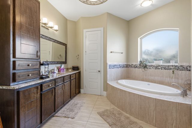 3805 Ledgestone Court, Richardson, TX 75082