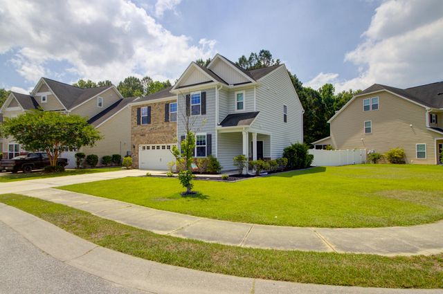 415 Fetterbush Drive, Moncks Corner, SC 29461