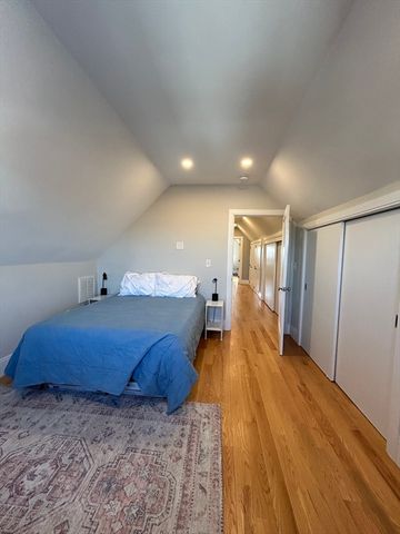 319 Washington St. 3, Somerville, MA 02143