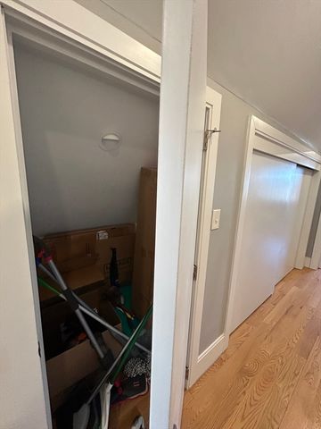 319 Washington St. 3, Somerville, MA 02143