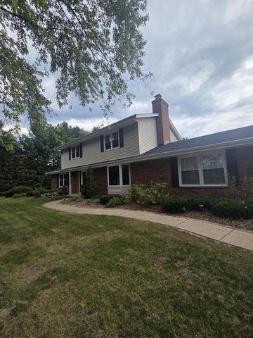 5778 Apple Blossom LANE, West Bend, WI 53095