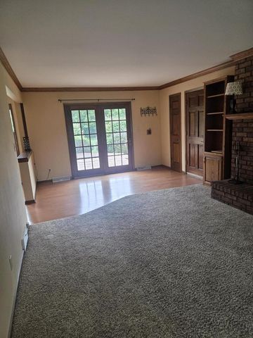 5778 Apple Blossom LANE, West Bend, WI 53095