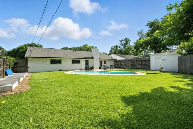 10718 Chevy Chase Drive, Houston, TX 77042