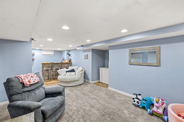 1513 62nd Street, Des Moines, IA 50311
