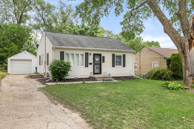1513 62nd Street, Des Moines, IA 50311