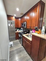 816 W Grand St 3G, Elizabeth City, NJ 07202