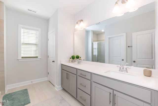 1985 Rosedale Ridge Avenue, Wake Forest, NC 27587