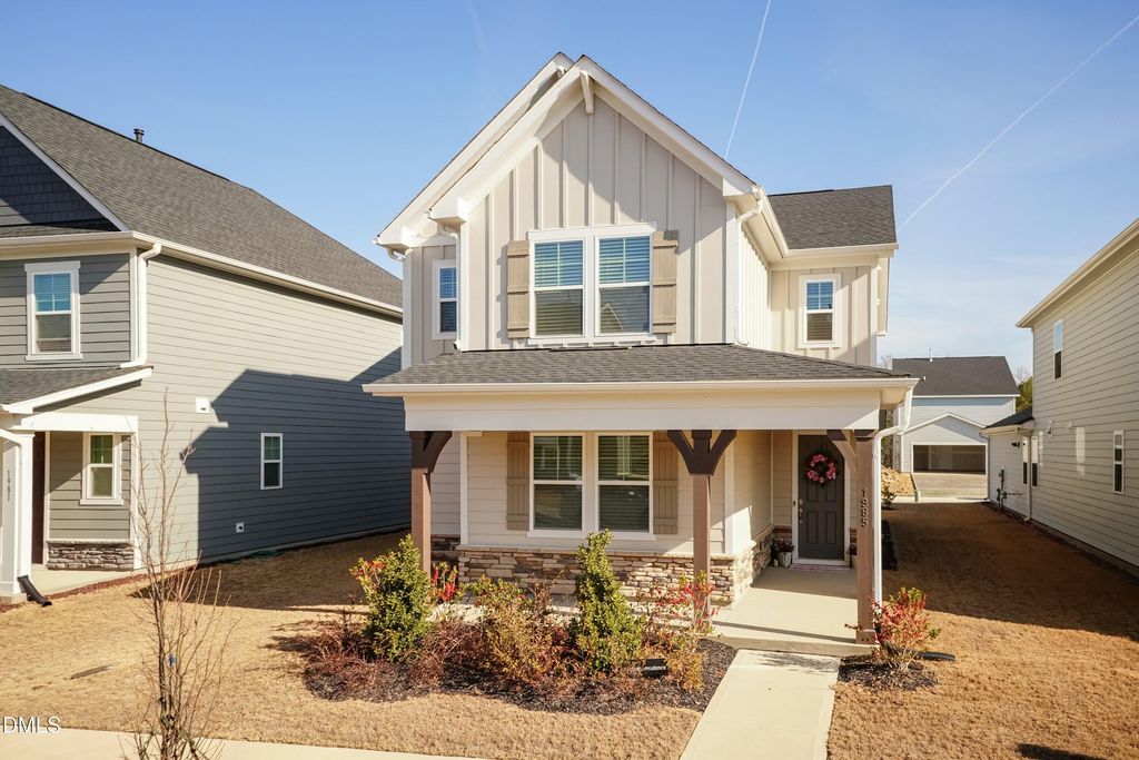 1985 Rosedale Ridge Avenue, Wake Forest, NC 27587