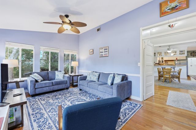 418 E Ashley Avenue, Folly Beach, SC 29439