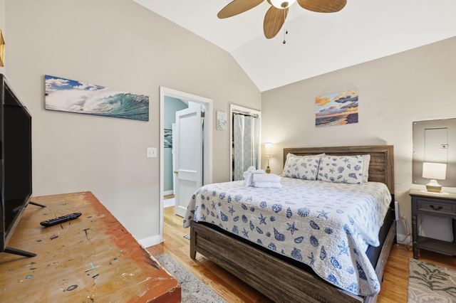 418 E Ashley Avenue, Folly Beach, SC 29439