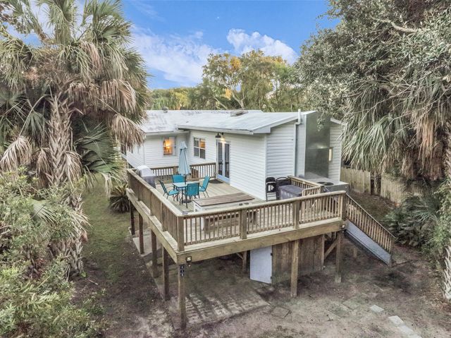418 E Ashley Avenue, Folly Beach, SC 29439