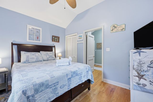 418 E Ashley Avenue, Folly Beach, SC 29439