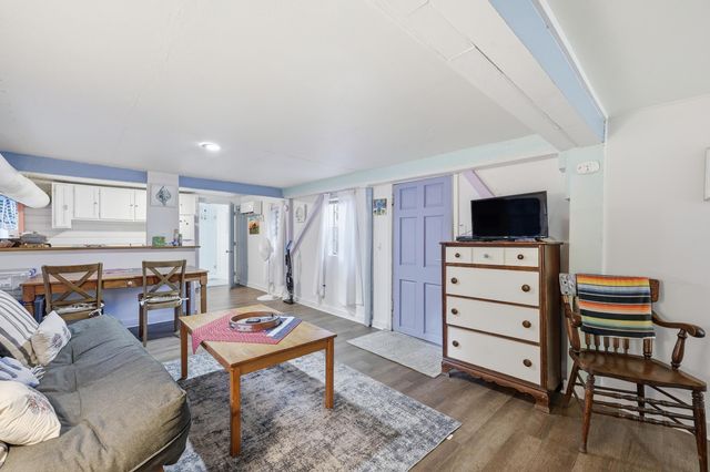 418 E Ashley Avenue, Folly Beach, SC 29439