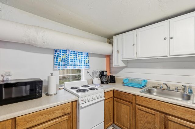 418 E Ashley Avenue, Folly Beach, SC 29439