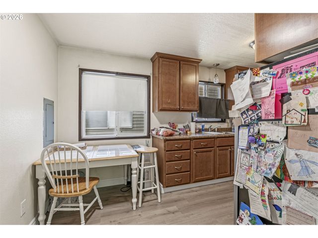 733 DELAWARE St, Longview, WA 98632