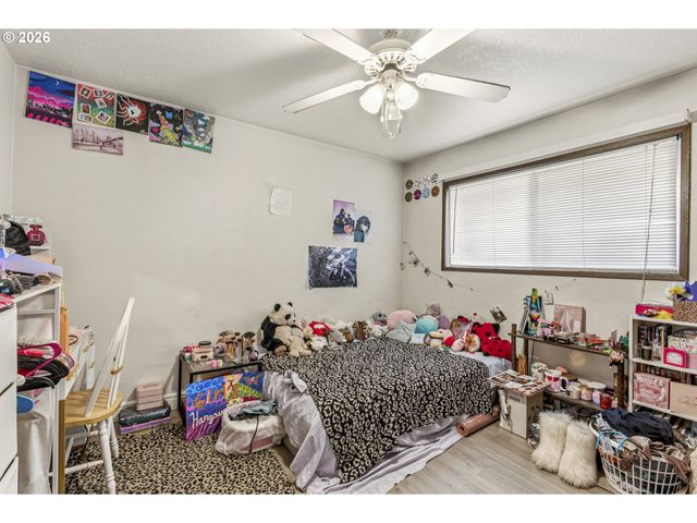 733 DELAWARE St, Longview, WA 98632