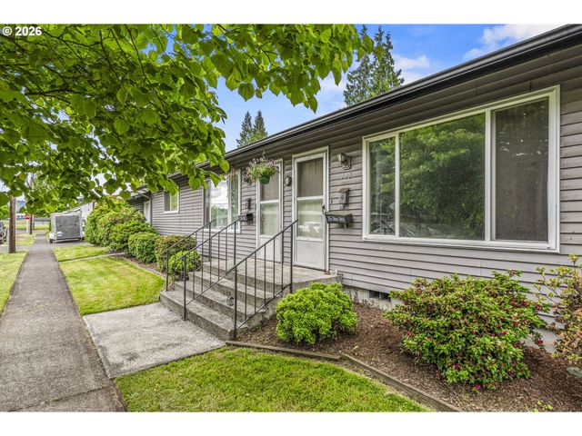 733 DELAWARE St, Longview, WA 98632