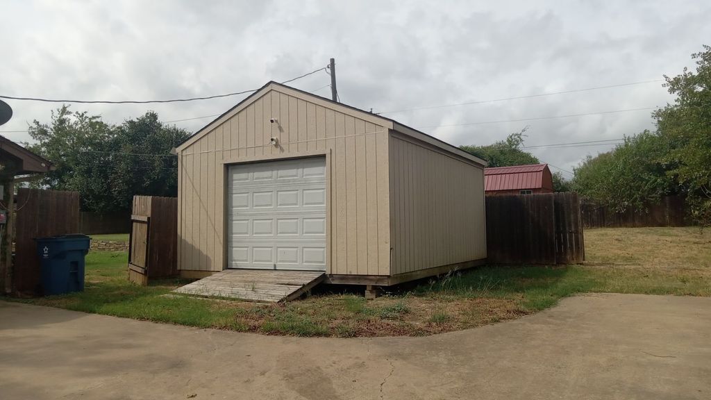 2727 N Hill Terrace, Keene, TX 76031 — photo 2
