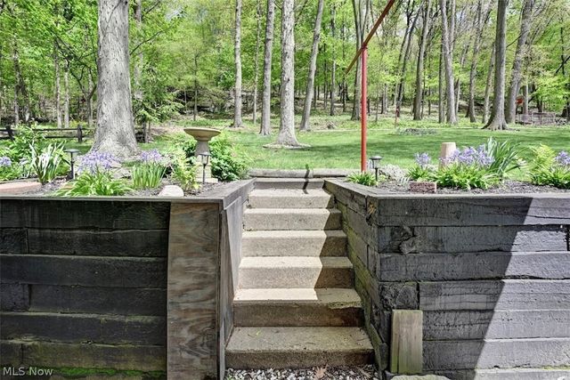 5183 Woodruff Street NW, Dover, OH 44622