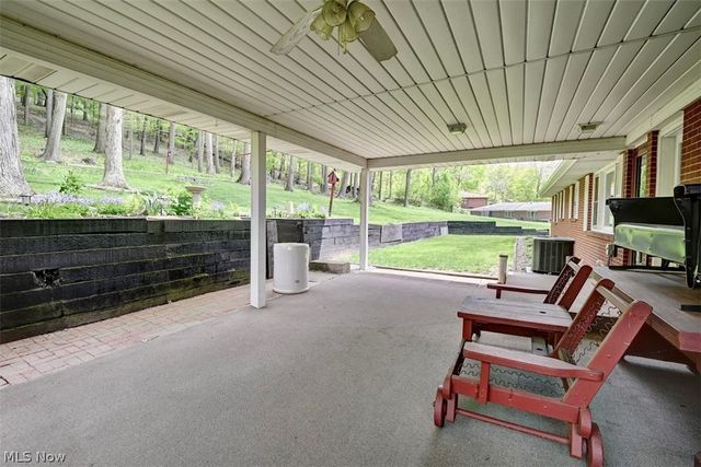 5183 Woodruff Street NW, Dover, OH 44622
