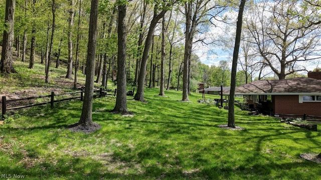 5183 Woodruff Street NW, Dover, OH 44622