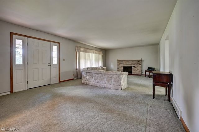 5183 Woodruff Street NW, Dover, OH 44622