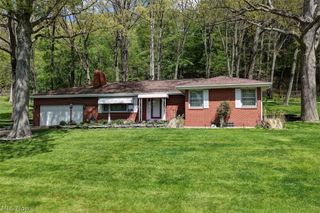 5183 Woodruff Street NW, Dover, OH 44622