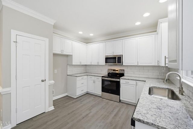 22 Lafoy Drive, Clayton, NC 27527