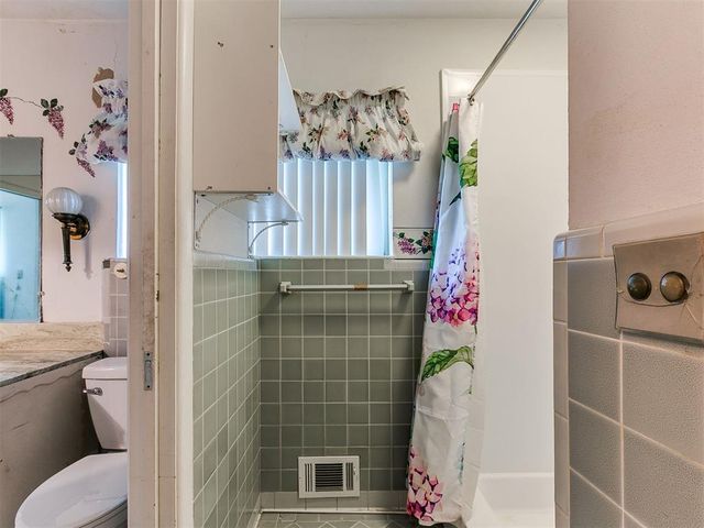 6508 S Country Club Drive, Oklahoma City, OK 73159