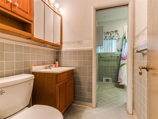 6508 S Country Club Drive, Oklahoma City, OK 73159