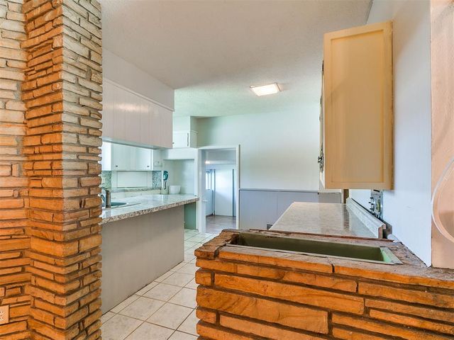 6508 S Country Club Drive, Oklahoma City, OK 73159